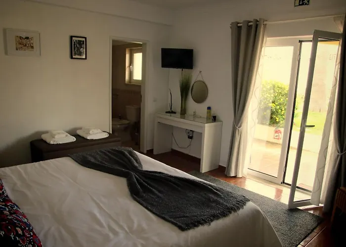 Casa Palmas Bed & Breakfast Óbidos